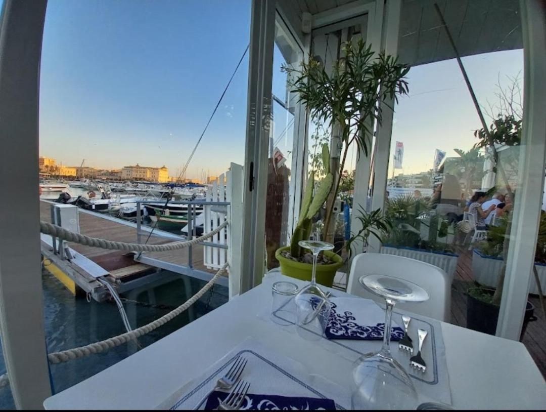 Virginia Hotel Syracuse Bagian luar foto